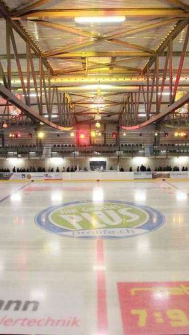 Kunsteisbahn Localnet Arena in Burgdorf